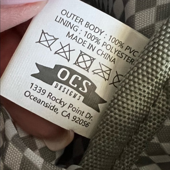 Rae Dunn “Tackle” Toiletry Bag - Picture 8 of 10